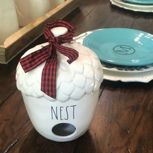 Rae Dunn Nest birdhouse acorn shaped, NWT